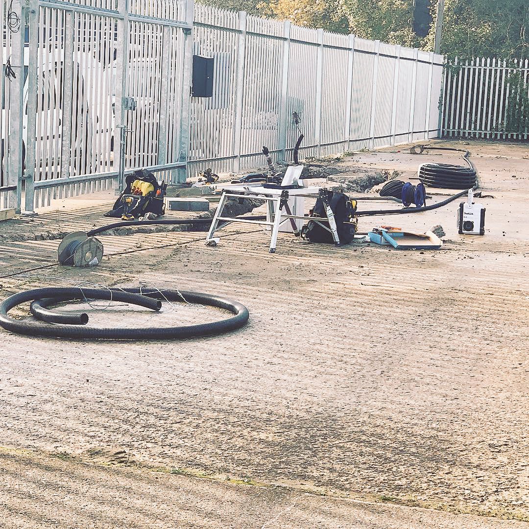 container_uk's tweet photo. New electric gates going in for 24 hr access plus updated cameras keeping our customers secure. https://t.co/Ha6PwqXcq3