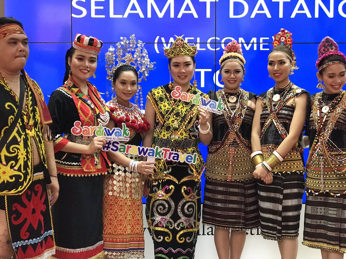 HospitalityCopy's tweet photo. Come see our vibrant dancers from Sarawak, Malaysia #WTM2018 #WTMMALAYSIA #MalaysiaTrulyAsia https://t.co/qyQbEpTKqk