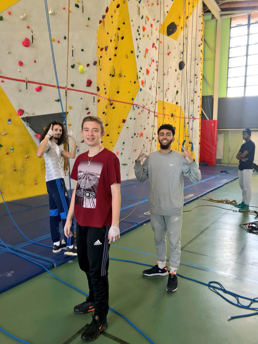 Académie des Passions tweet media