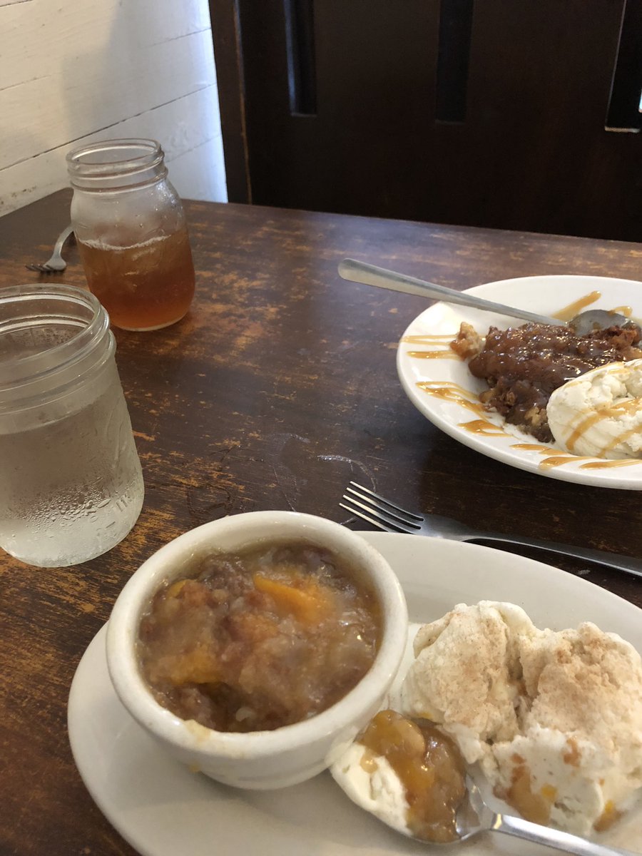 Made a quick stop at the Whistle Stop Cafe, film location from “Fried Green Tomatoes,” for road trip lunch! Cute little cafe and town- and the fried green tomatoes were spot on...as were the cobblers! #roadtripfood #yummy