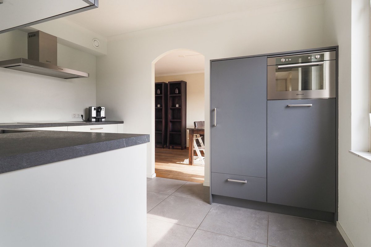 ehgvdh's tweet photo. TE KOOP!! Op zoek naar een sfeervol, huis in op een gewilde locatie? Check dan deze gedetailleerde presentatie met foto's en (360) video impressies van mijn woning op: https://t.co/JtEqU5MX65
Ow ja, als je tijd hebt, deel dit dan even. Super bedankt alvast!!👍
#huistekoop #deurne https://t.co/IUYd2RyO6X