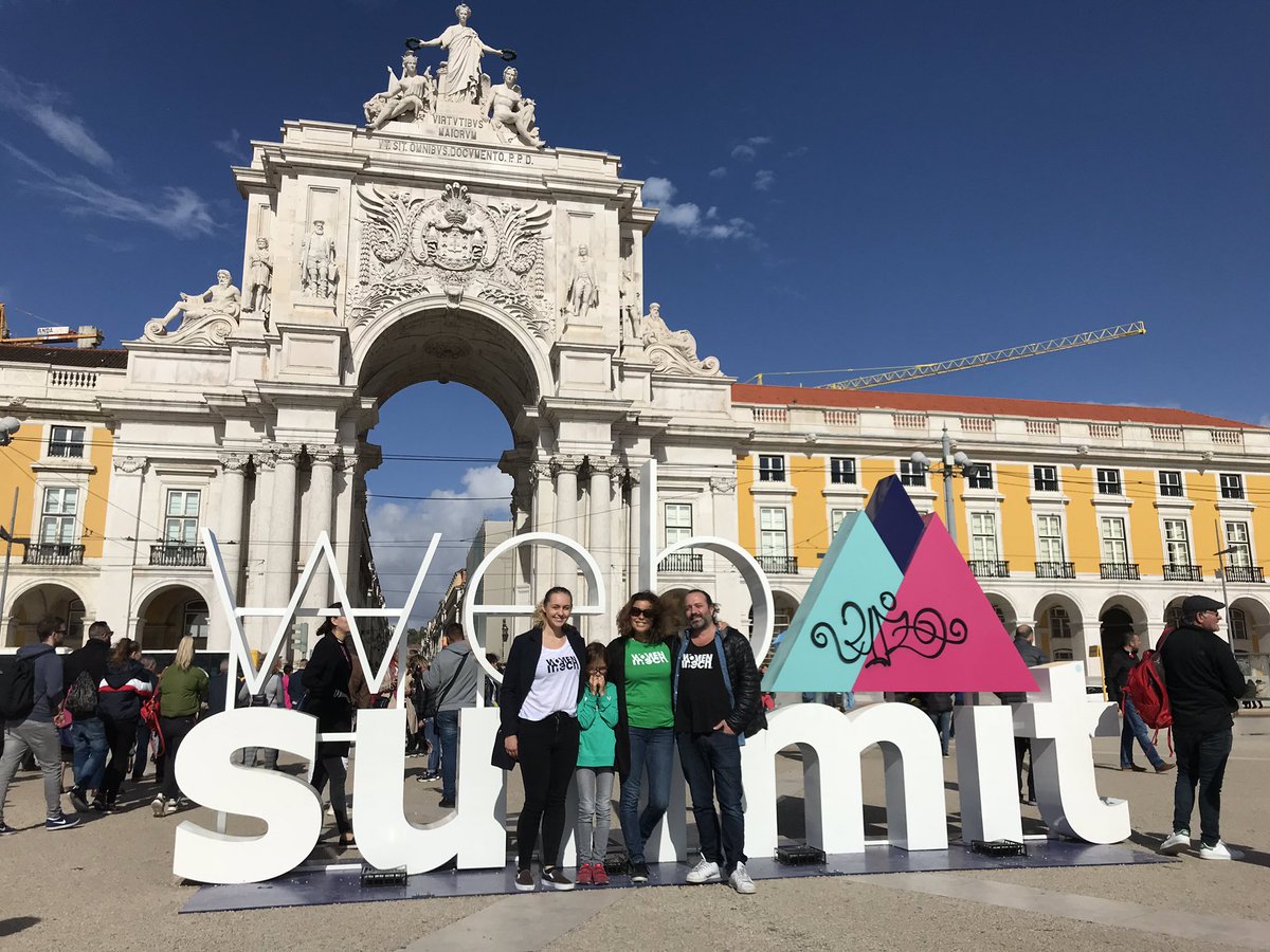 WomenInTechOrg's tweet image. Final preparations for our #WomeninTechAwards 🏆D-2 💃 #dreamteam #womenintech #embracetech