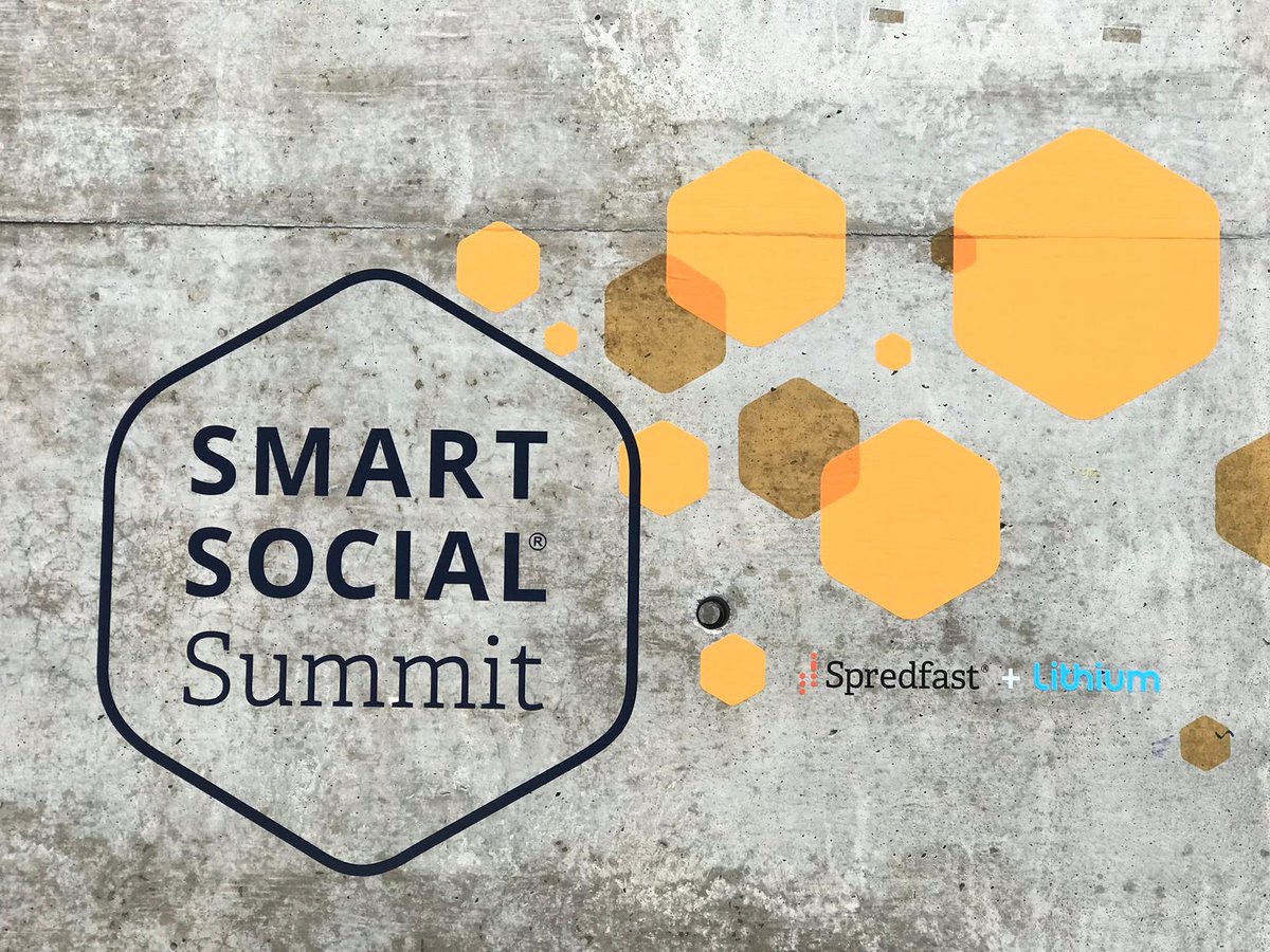 dwgrigg's tweet photo. Who’s ready for #SmartSocialSummit?! https://t.co/UrCiTHD21F