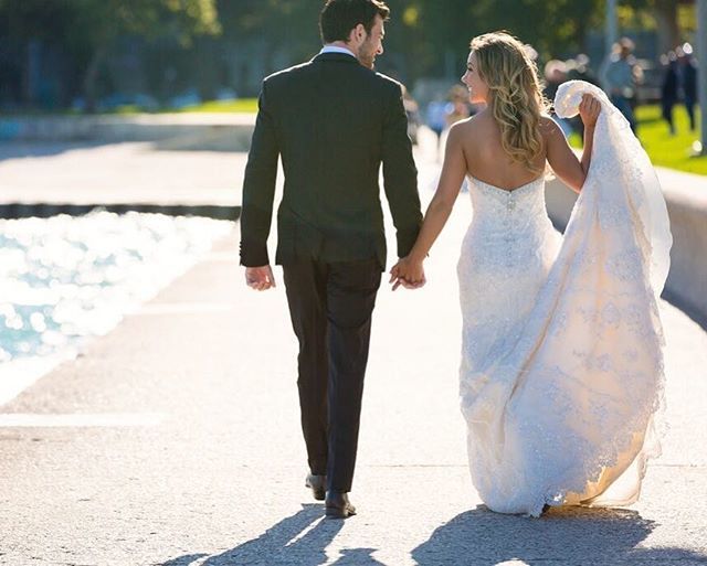 effortlessevent's tweet photo. Walking into this work week like... so much to do, so little time! ⏳But when you love what you do, there’s nothing better than a busy week.💞✨
📷: @elenabaziniphotography
•
•
•
#effortlessevents #weddingplanner  #weddingplanning #weddingday #wedding #weddingphotography #we… https://t.co/e9txwdESFM