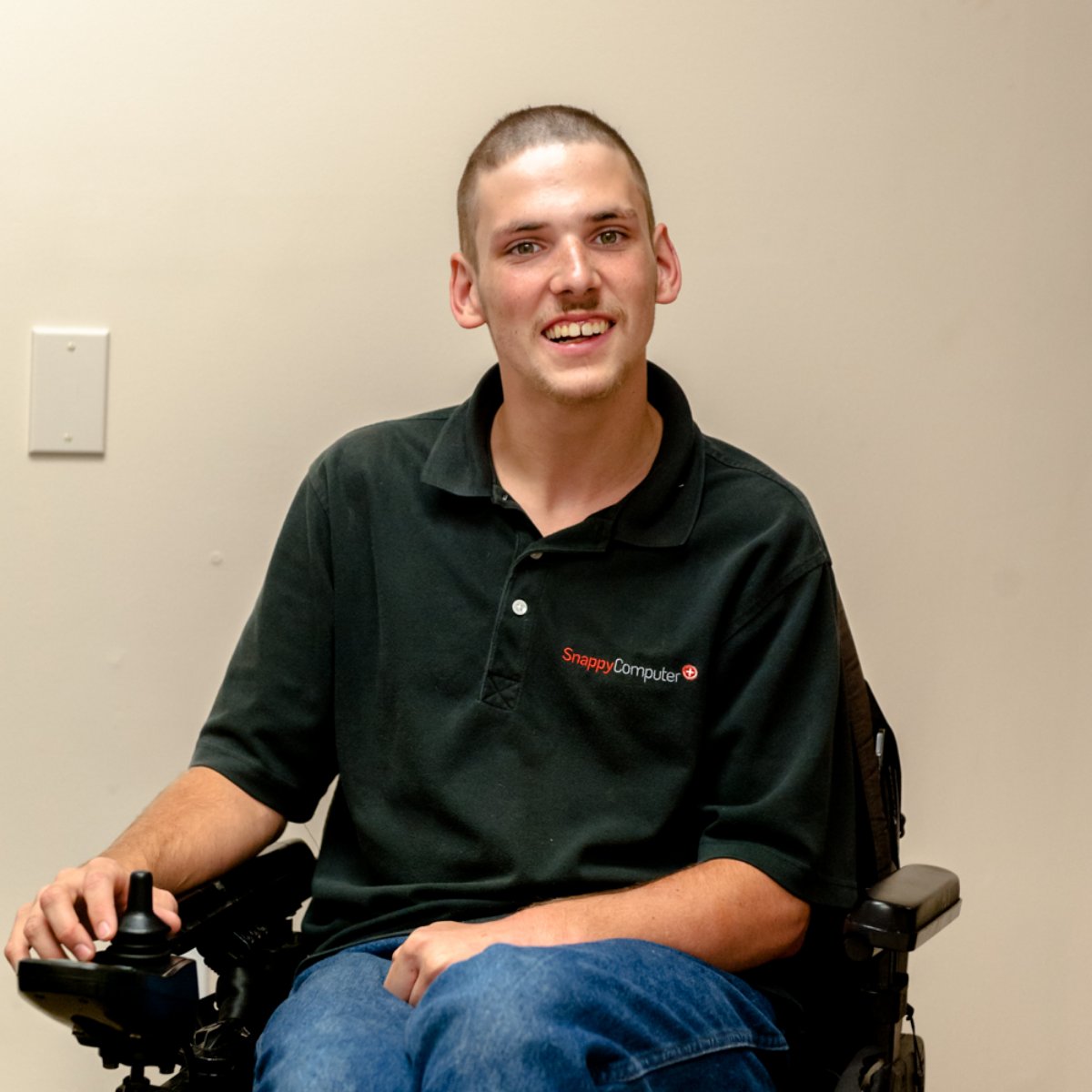 snappycomputer's tweet image. A smile is the universal welcome.