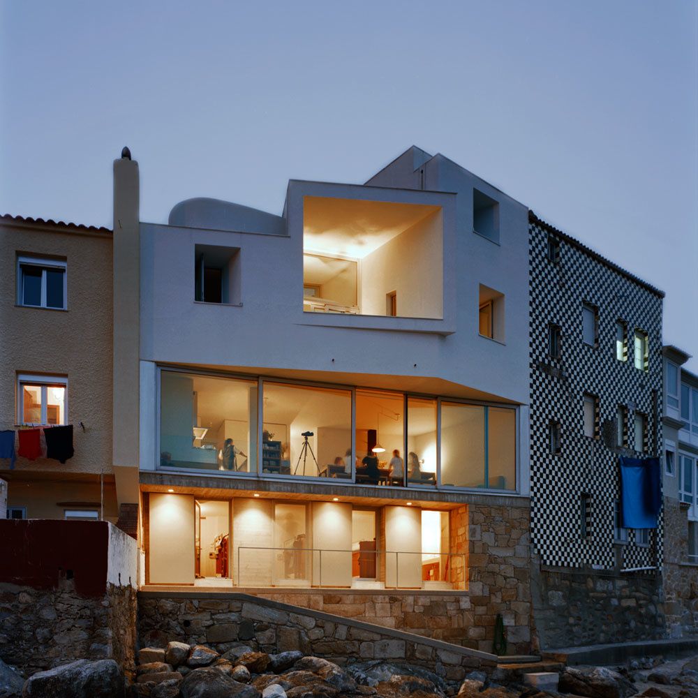 La casa de David Chipperfield en A Costa da Morte 
Corrubedo, 1996
revistavanityfair.es/lujo/lifestyle…
#House #Casa