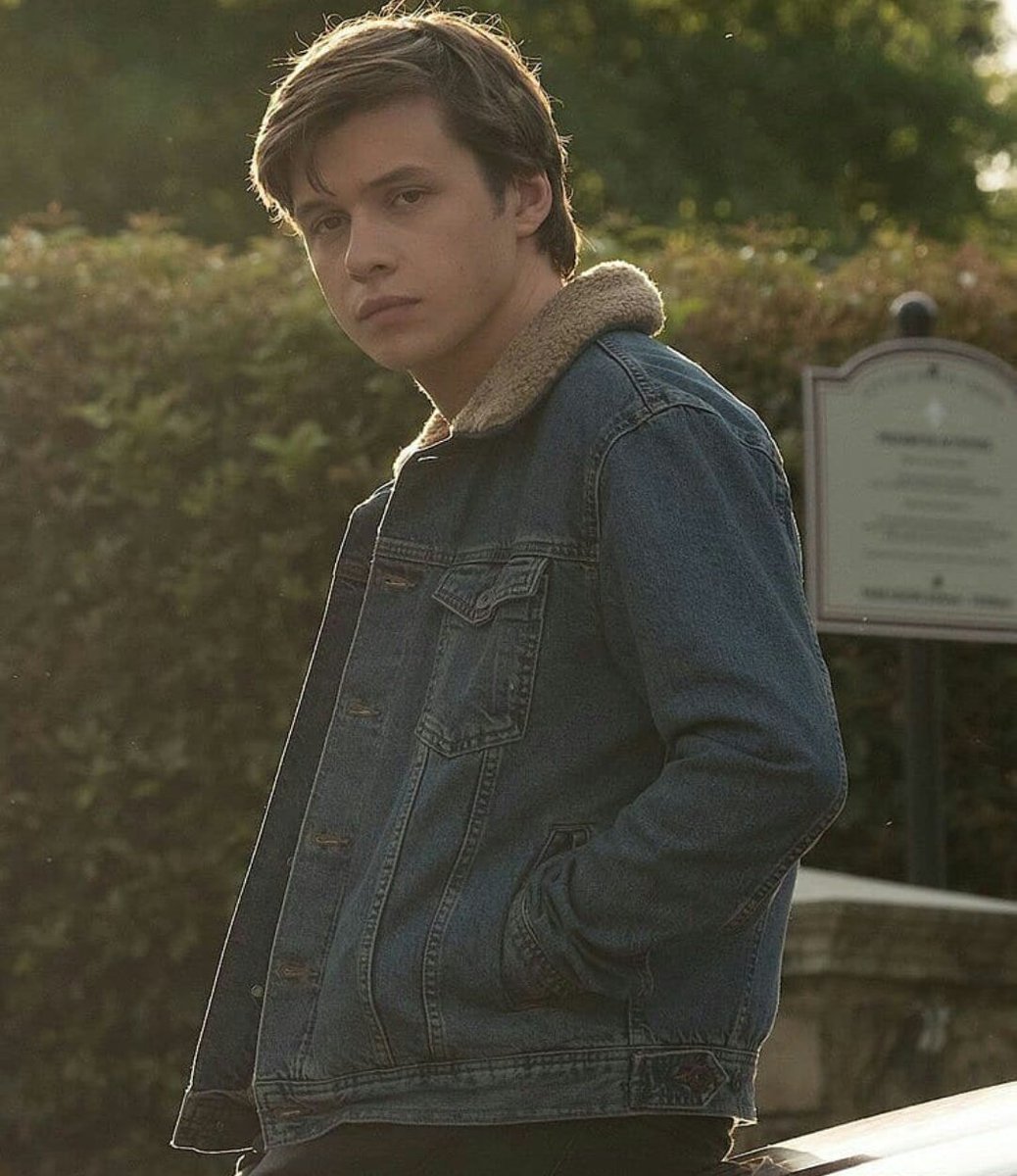 NotHisBlue's tweet image. #MCM @Timid_Juvenile