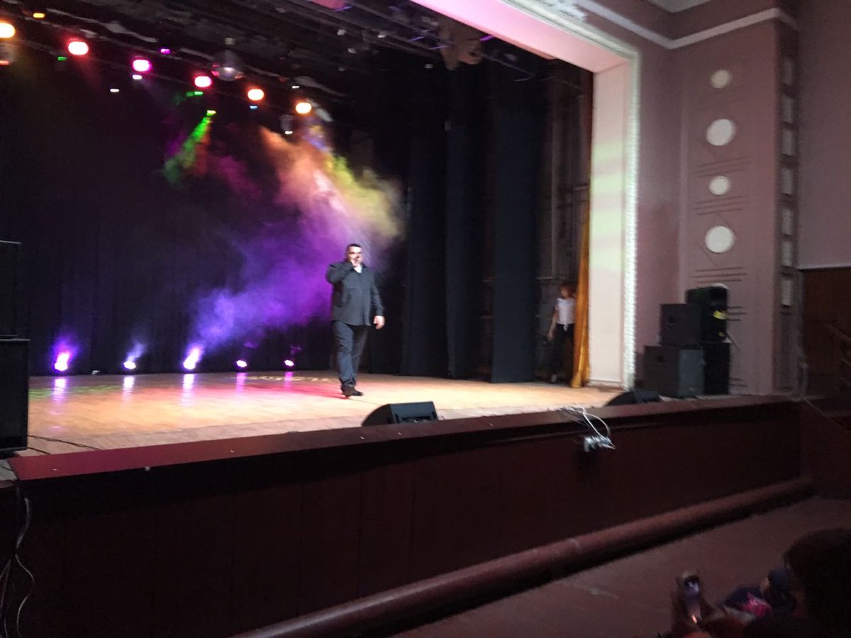 В рамках Всероссийской акции "Ночь искусств" в Киреевском РДК прошел сольный концерт Максат Овезова.