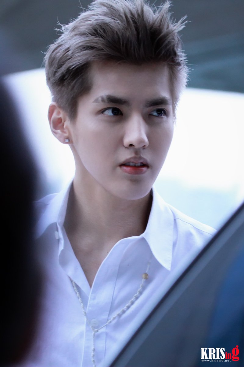 Happy birthday Kris Wu  