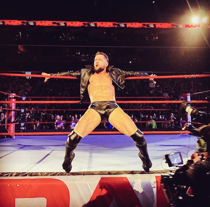 DrQEXNOXcAAGmd1.jpg:large