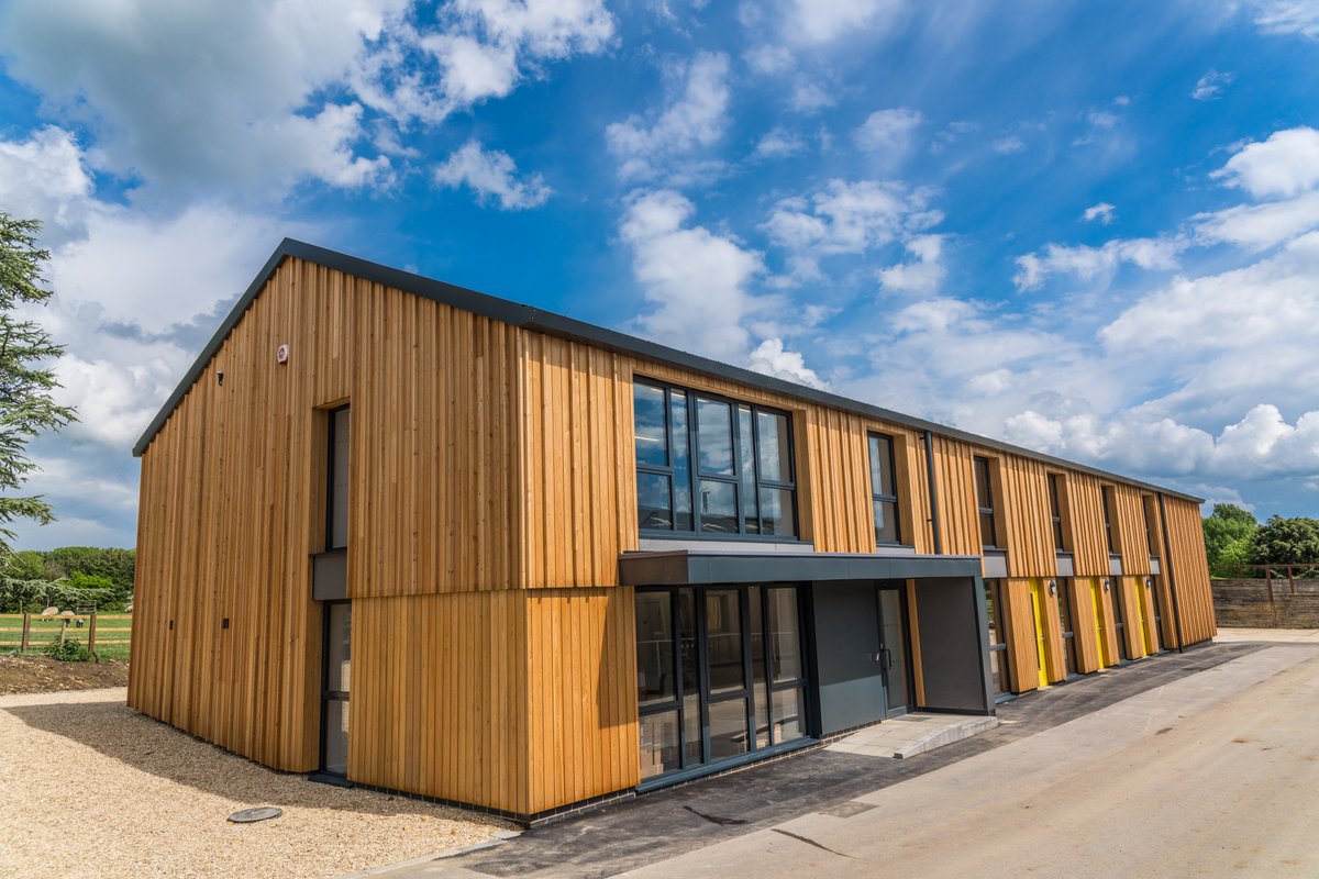 Farm491's tweet image. *UNIT AVAILABLE* Farm491 now have a 200 sq ft workshop unit available at our Harnhill premises, Cirencester. The unit is available for any agricultural business looking for physical workshop space. Please get in touch via info@farm491.com for more info! @RoyalAgUni #workshopspace