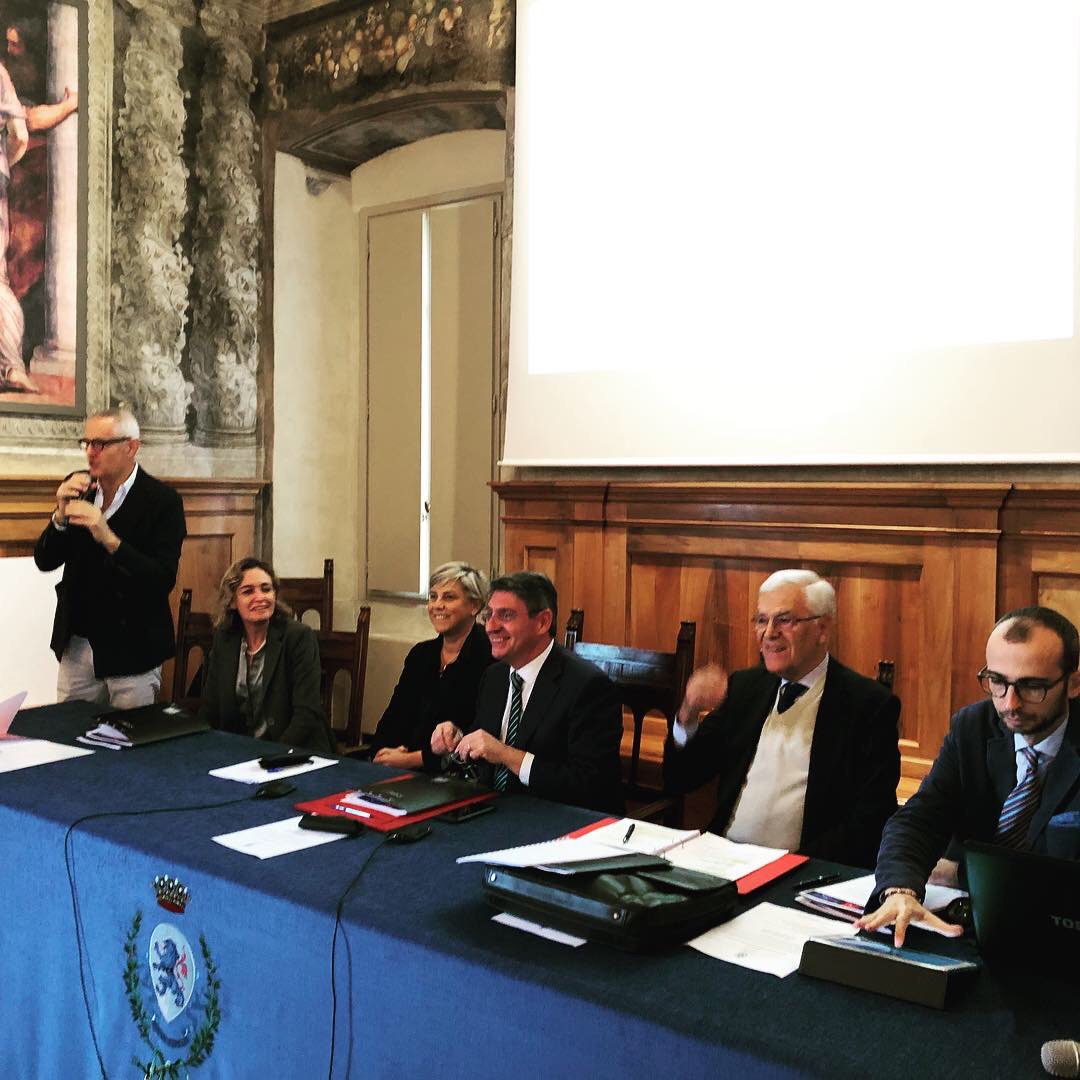 Un grandissimo successo per la conferenza stampa di <a href="/CidneOn/">CidneOn</a>! Un grazie particolare ad <a href="/AmiciDelCidneo/">Amici del Cidneo</a>, Up! Strategy to action, <a href="/cielivibranti/">Cieli Vibranti</a>, al @ComuneBs e in particolare a <a href="/DelBono2018/">Emilio Del Bono</a> e <a href="/LauCastelletti/">Laura Castelletti</a>! #cidneon #cidneon2019