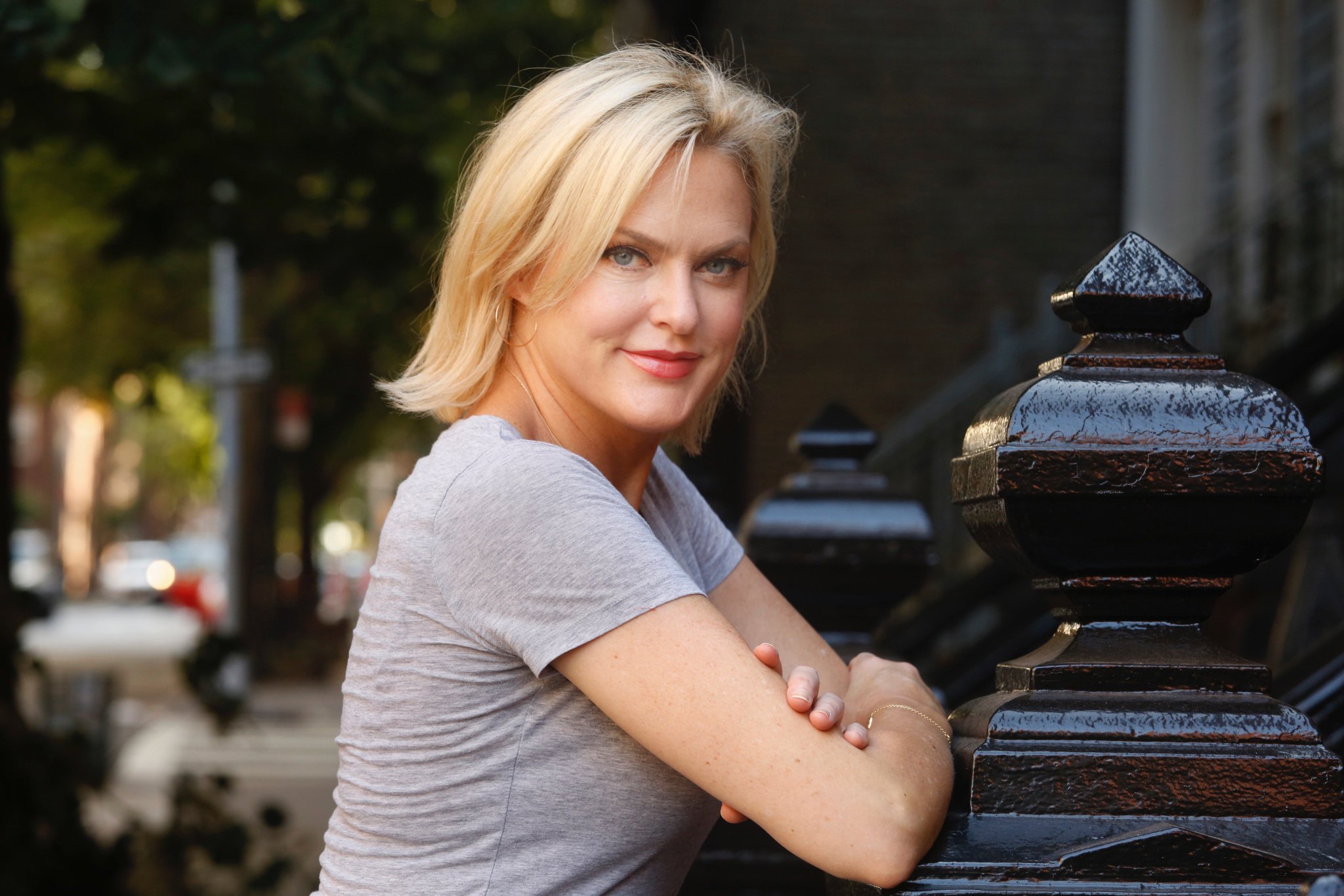 “Two decades later, actress Elaine Hendrix says she gets recognized as her ...