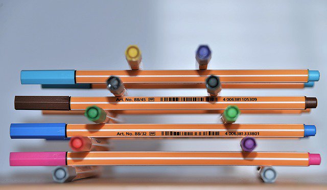 BooksForWhat's tweet photo. A guide to buying the best pens for #coloringbooks https://t.co/cvqeHFOU0R #bookguides https://t.co/l4dkDvdbG4