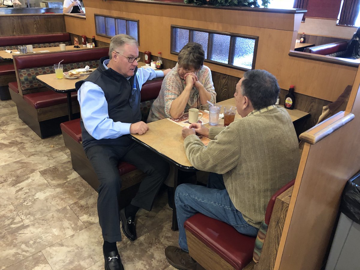 Second stop of the day was Valley Dairy Restaurant in Johnstown. Lots of people grabbing breakfast and planning on voting for new leadership in Harrisburg tomorrow. #FixPA