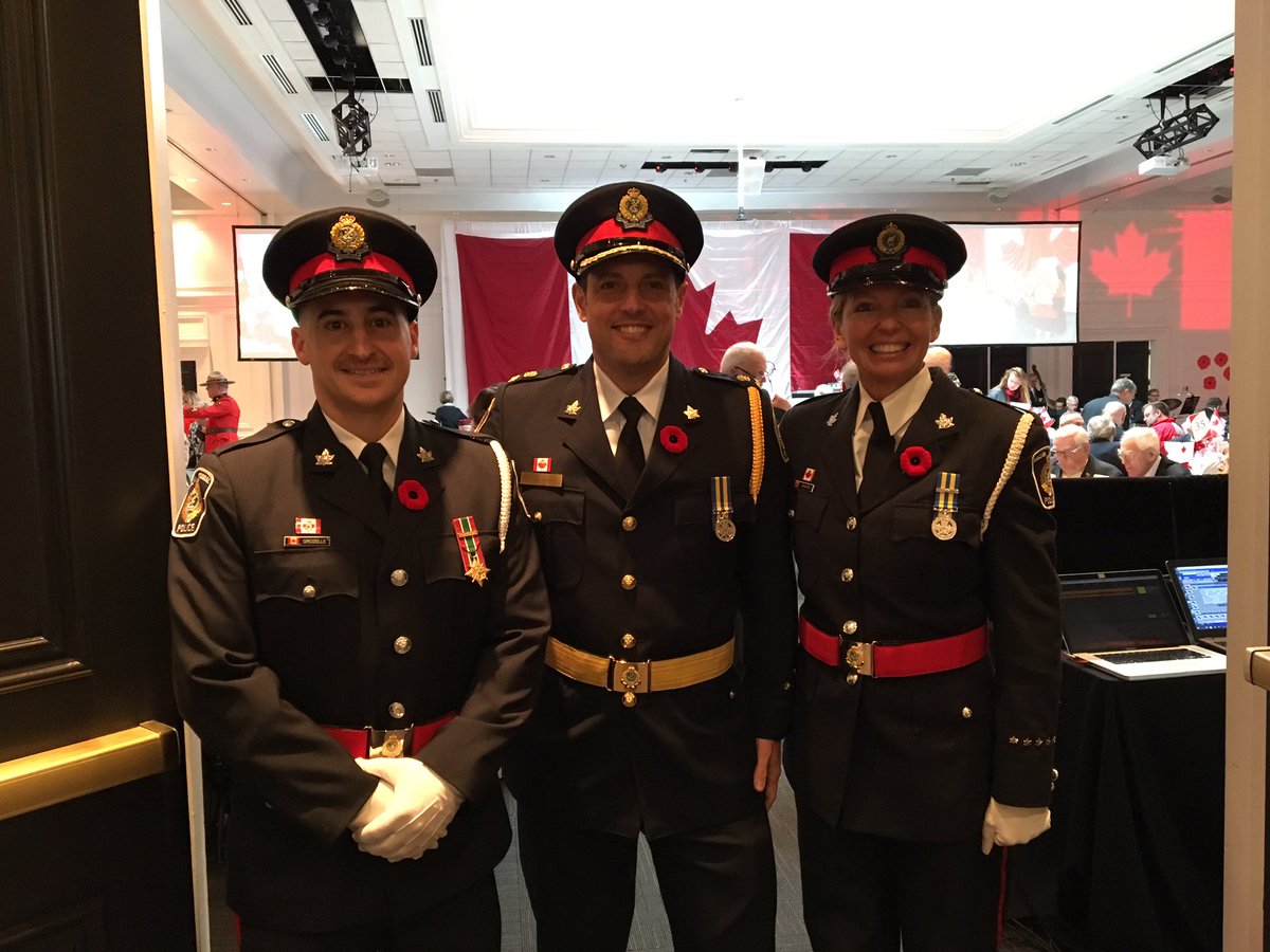 DeputyWilkie's tweet photo. Celebrating our Nation’s Heroes at the annual Veterans Appreciation Luncheon. So proud of our Canadian Armed Forces members who sacrifice so much for our safety, freedom and well-being. @HaltonPolice @DeputyNish #VAL18 #RememberThem https://t.co/PXQK95s84R