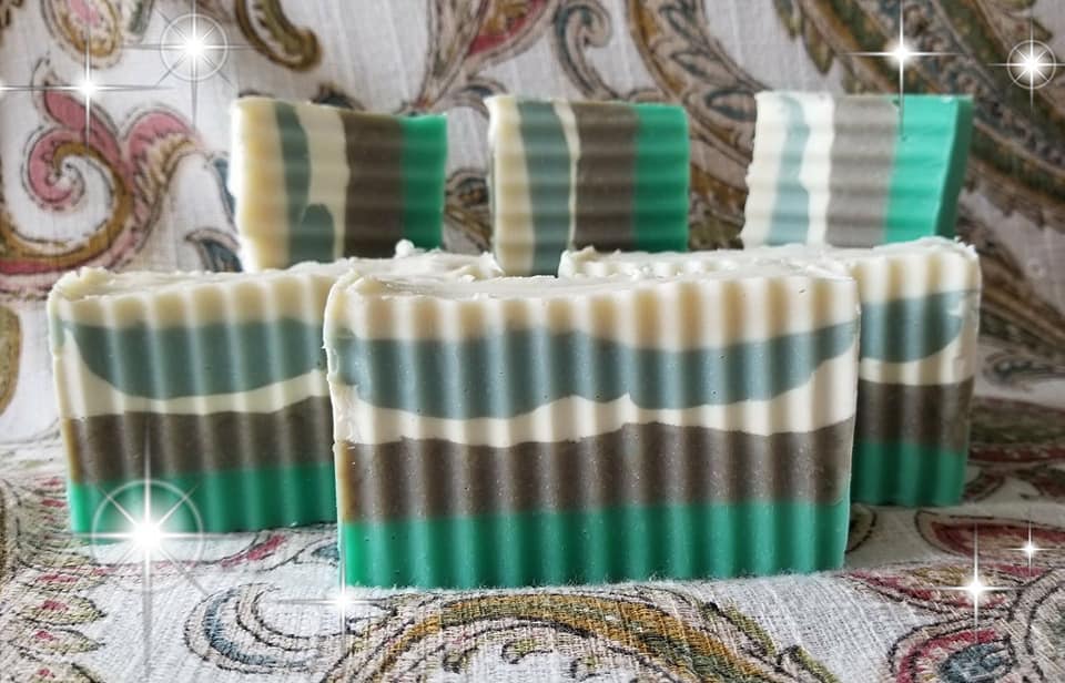 BreckenHillFarm's tweet photo. Our take on Aspen Winter. Fantastic fragrance.  check us out @ https://t.co/RrJ1I03sQJ  #aspen #winter #soap https://t.co/SorF5lYrDH