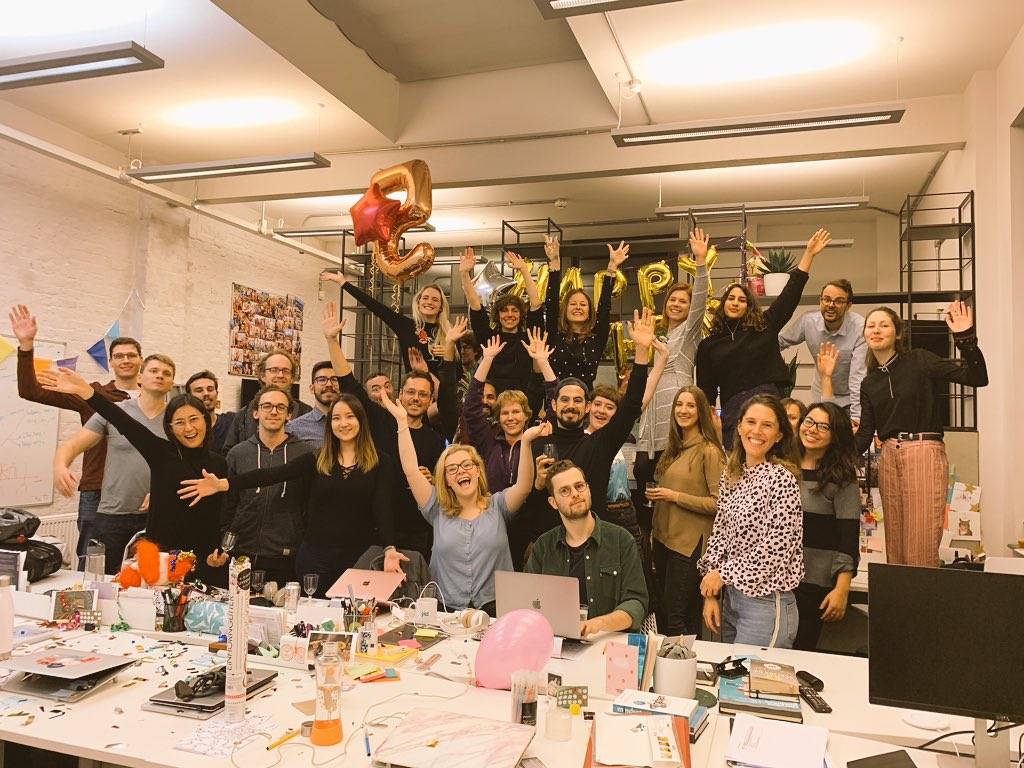 YLDio's tweet image. 5 years party vibes at @YLDio 🎉 🎉💃💃
