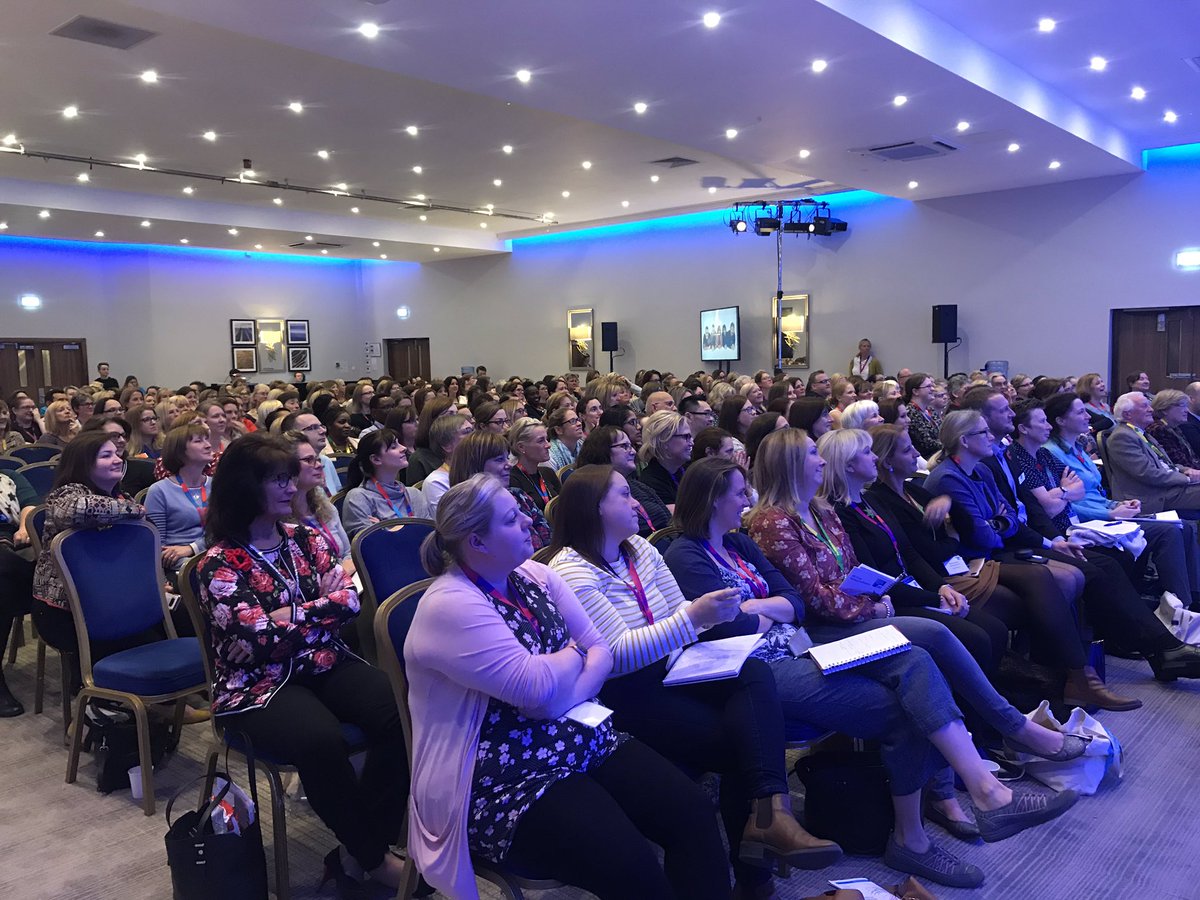 NHSRachaelM's tweet image. Feeing a tad emotional after having the privilege to present the Helen Ley Lecture at the annual #MSTconf 

Looking into a room full of amazing clinicans working so hard to improve the lives of people with #MS makes me all warm inside 

Hope I did you proud @MSTrust 💕