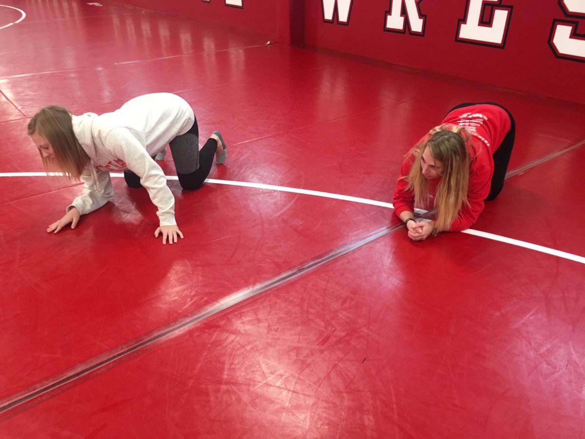 CentralCollEd's tweet image. Can you balance on just one point?