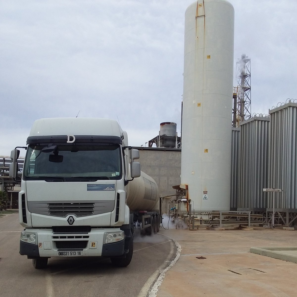 VOLVOFH8's tweet image. 