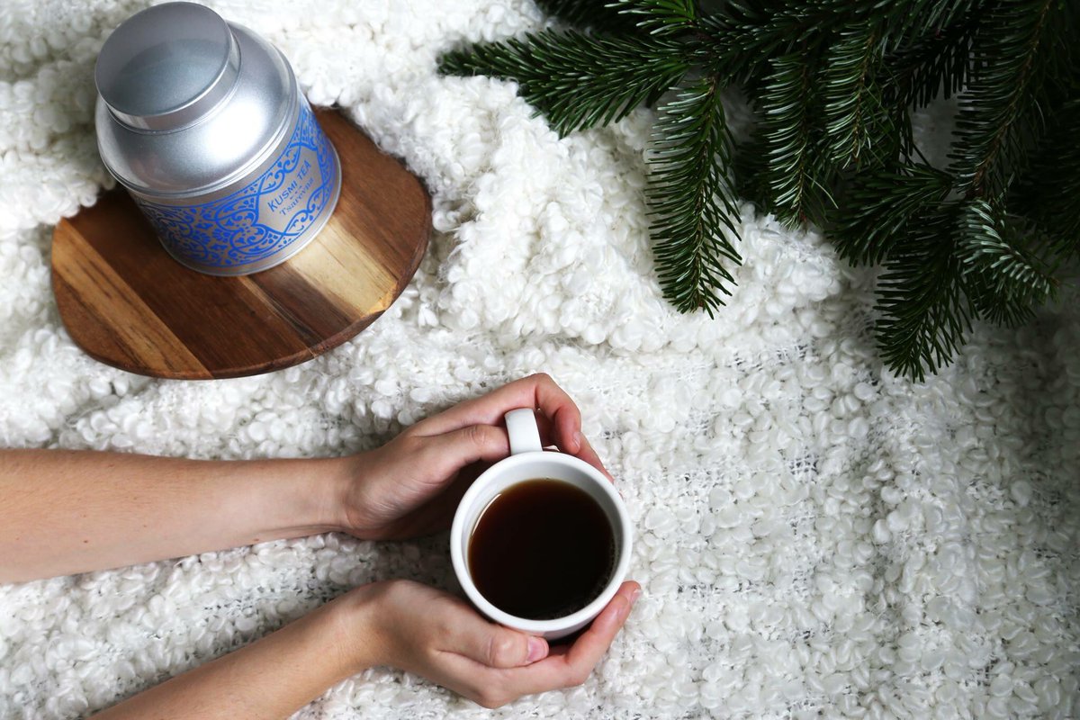 Tonight is #BonfireNight! So let's see the fireworks and appreciate a hot cup of our tea Tsarevna at the same time 😍