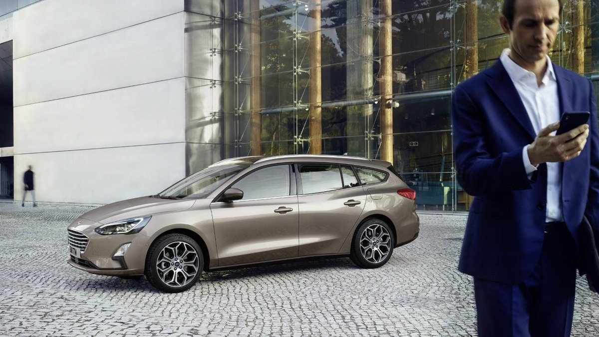 ford_inca's tweet photo. Tu mejor aliado para el día a día. #Focus https://t.co/ABEVYd4hg1