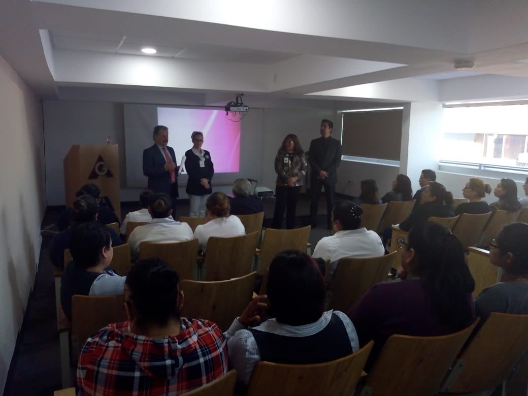 amggmexico's tweet photo. #HoyInicia nuestro “Curso de Enfermería Geriátrica”. Un éxito el comienzo. Sede: @HAngelesRoma #AMGG2018 https://t.co/BF14EY1ptT
