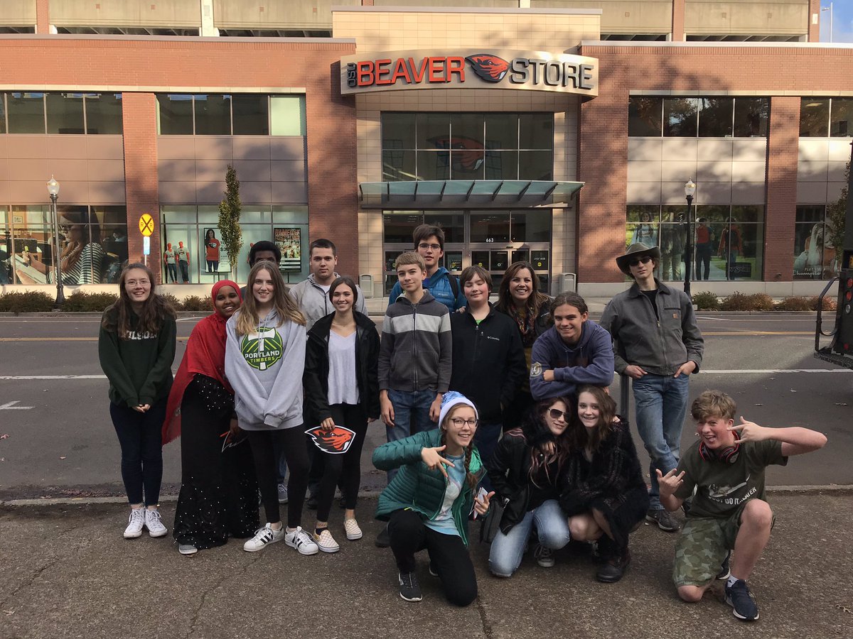 JacksonAVID's tweet photo. A few more adventures for this AVID Family! Thank you, Oregon State! #gobeavs #thisisavid #whstrojanavid #livingourbestlife https://t.co/JSWmXmyjkt