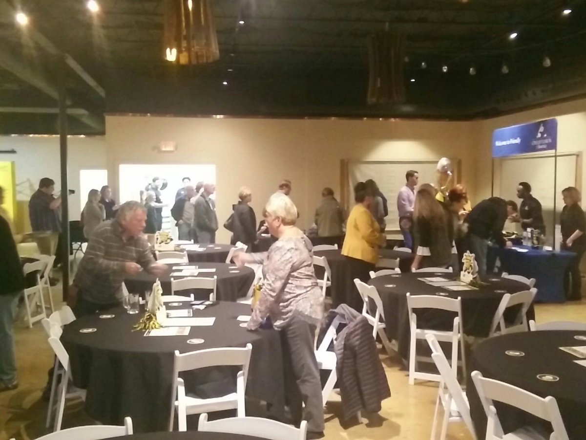 leetrobotz's tweet image. #wsuaa mug club kickoff tonight