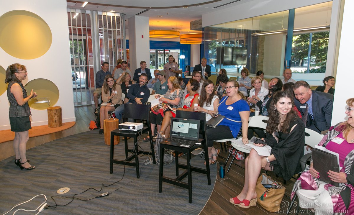 KitsMeetup's tweet photo. Develop your #business tribe. @KitsMeetup is not just a series of meetup events, we're a community of business leaders helping each other. #kitsilano #KitsMeetup @kitsonbroadway @ShopWest4th @gffg https://t.co/yLo0n5dKXx