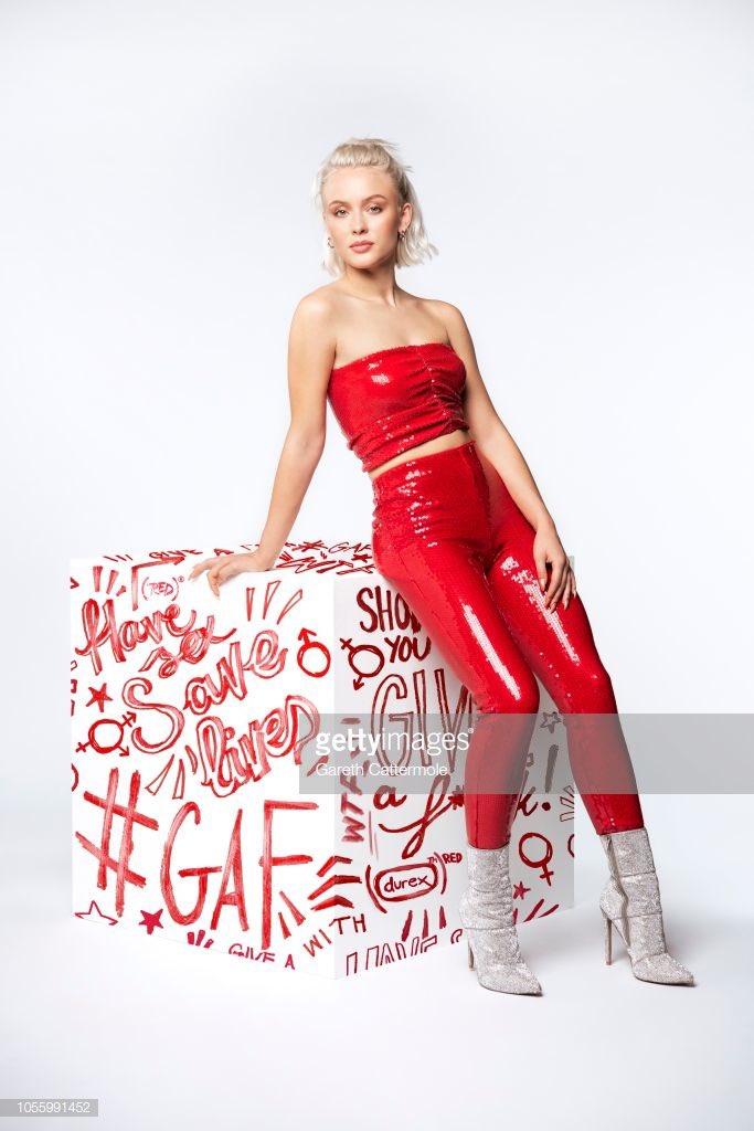 Zara közös projektje a Durex-el.