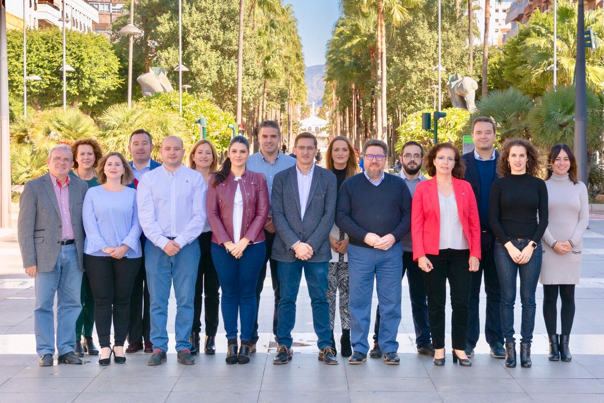 🔴🔴 Os presentamos la candidatura del PSOE de #Almería a las elecciones andaluzas del 2 de Diciembre. ✊🌹

Un magnífico cartel, donde con compromiso, ganas, juventud y experiencia trabajarán por nuestra tierra. 💪

En los próximos días os contaremos más sobre ellxs...
