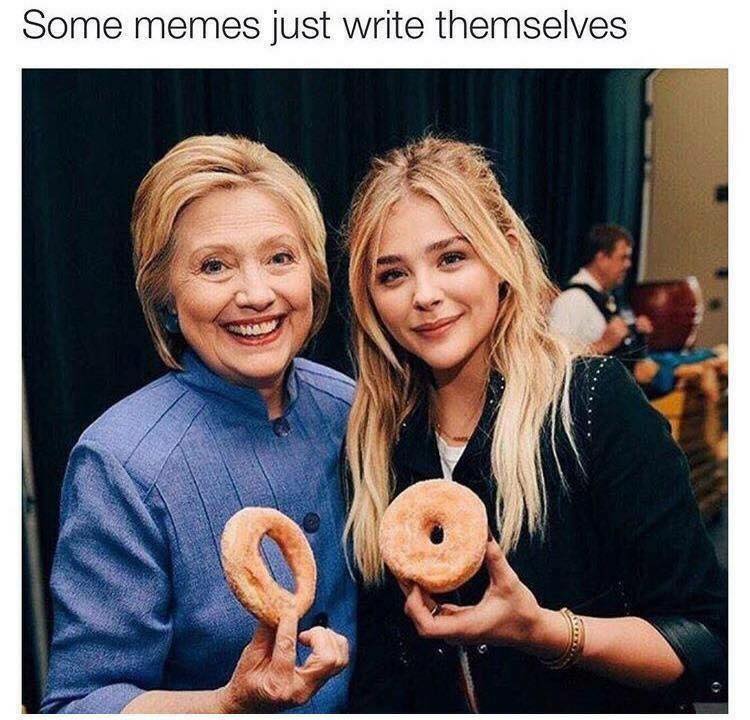 Clinton's Cigar tweet media