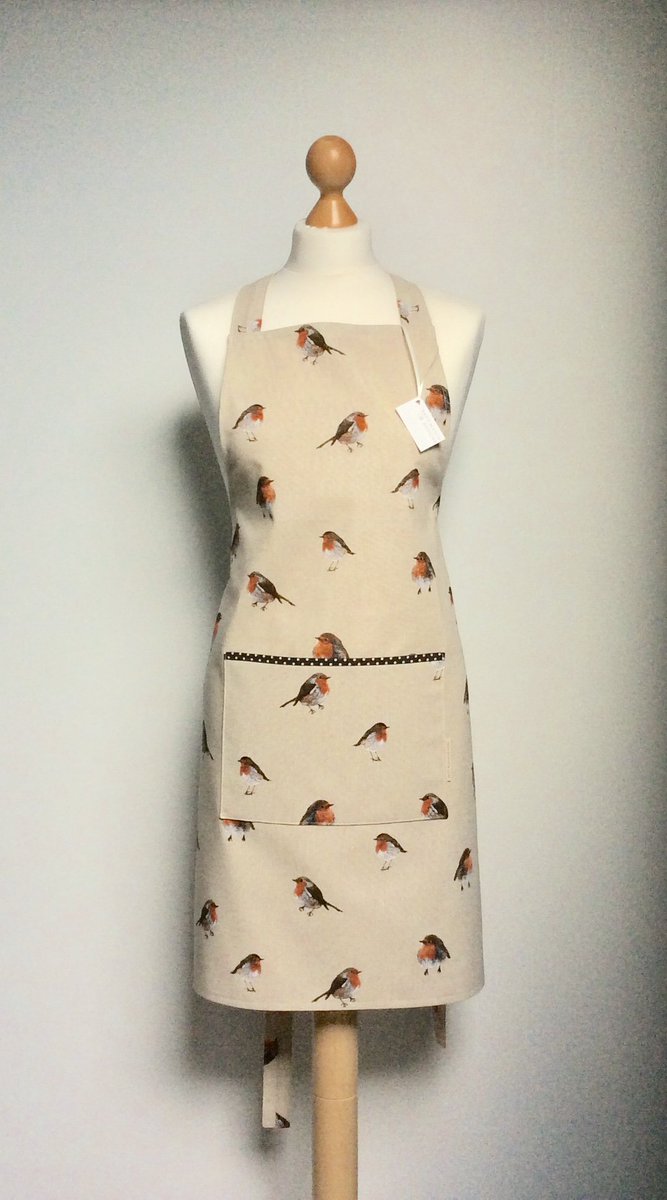 katymason32's tweet photo. Hello! Sorry I’m late. Lots of aprons for me this week #creativebizhour https://t.co/mYC0ciC7Ab https://t.co/OQfT6ecBG1