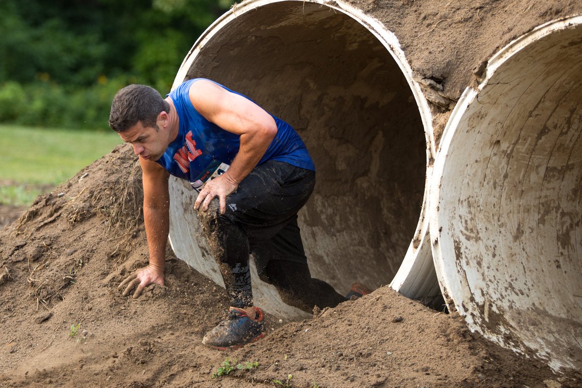 GRMudRun's tweet photo. Because coming out of the tunnels isn't enough, sometimes you've gotta lunge your way out!
#grmudrun https://t.co/EbKKiWvWyw