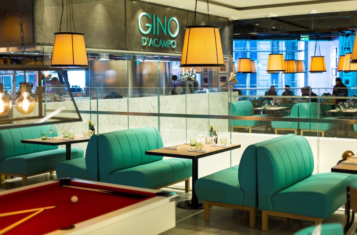 CarrollDesignUK's tweet photo. Huge congratulations to our client ‘Gino D’Acampo My Pizza & Prosecco Bar’ @GinoRestaurants @ClubIndividual for winning ‘Cafe, Bar & Restaurant Store of the Year’ at the Manchester Arndale Retailer Awards 👏🏽✨ #ByCarrollDesign // #MARAS18 https://t.co/JXr4jpxGkj