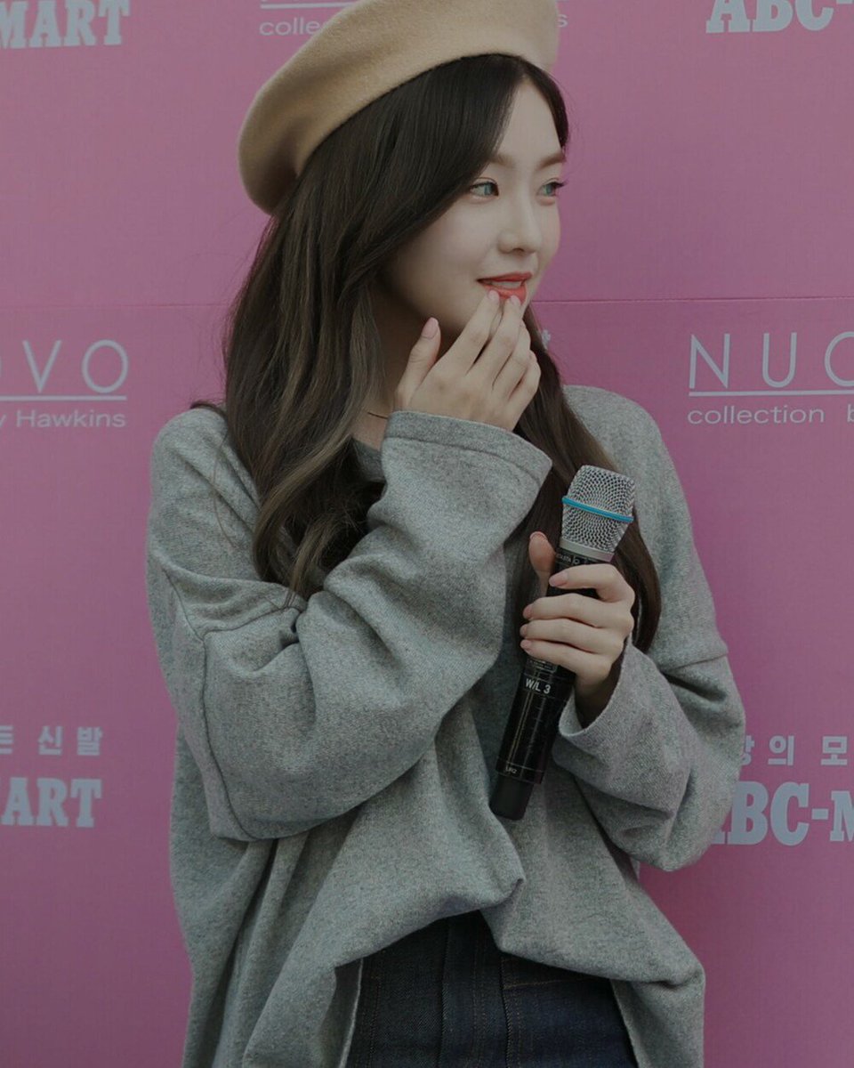 lovxdrops's tweet image. (느낌) ; Maybe I'm too busy being yours to fall for somebody new.