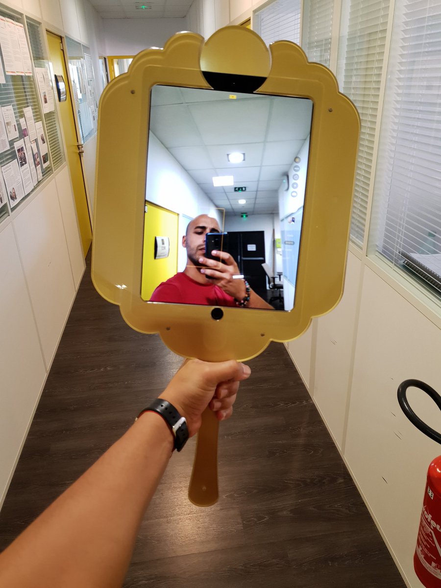 Catchingbox tweet media