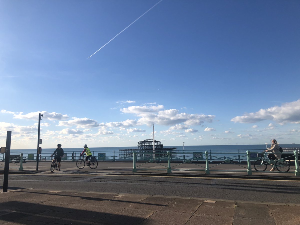 Beautiful Brighton - we are loving these bright crisp days &amp; wonderful sunrise &amp; sunsets ☀️  #seaside