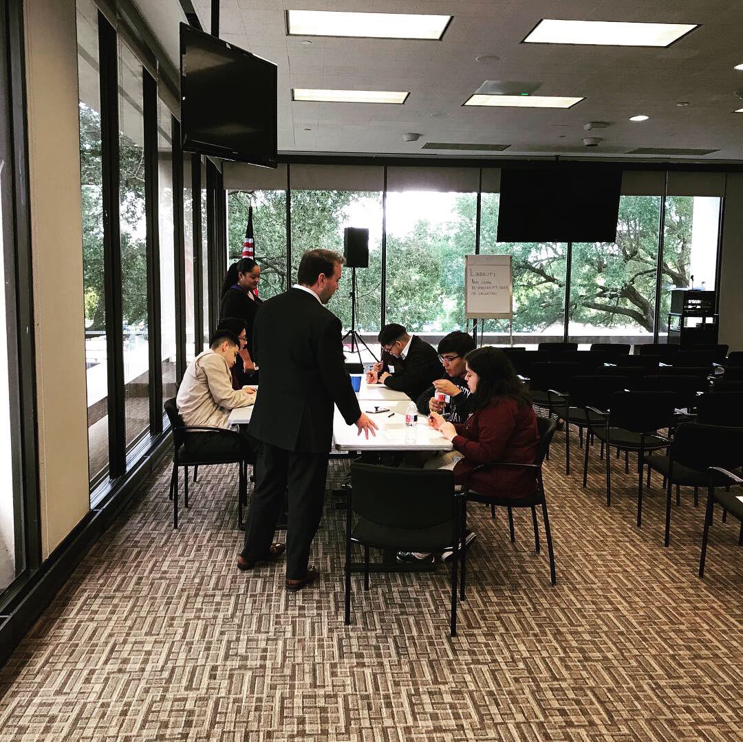 ghostdarnit's tweet photo. AP Eco and AP Govt kids. The AIG law firm/insurance company, for mock trials and networking! #AIGhost https://t.co/gcPE7D6UJ3