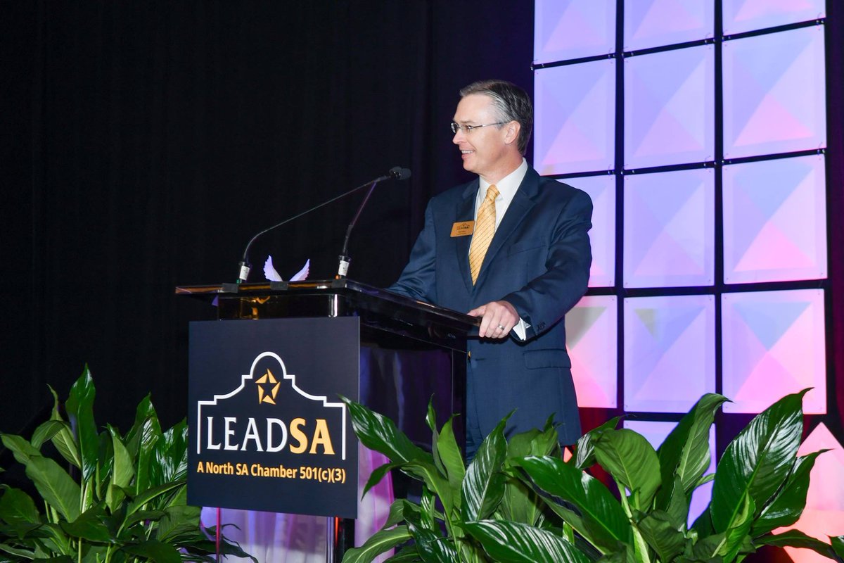 TheKaufmanGroup's tweet image. Rob Killen @NorthSAChamber #LeadSA President did an excellent job last week at #SalutetoExcellence Awards Luncheon. Congrats to @FrostBank &amp;amp; @HEB