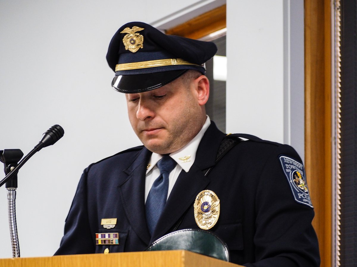 dwkeefer's tweet photo. I stand by the men &amp; women in law enforcement. The people that defend &amp; protect us every day deserve our respect &amp; gratitude. I am endorsed by the Fraternal Order of the Police Lodge 41. #keefer2018 #lawenforcement #police #votekeefer https://t.co/Lro1qe2dWi