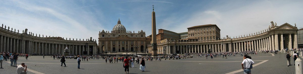 ClassicalArchit's tweet photo. Saint Peter’s Basilica is the largest Church in the world, located in the Vatican City and supposed final resting place of both St. Peter, the most important of Jesus’s Apostles, and the first Bishop of Rome.

(Continued as a comment) https://t.co/eNyi4Pwnaj