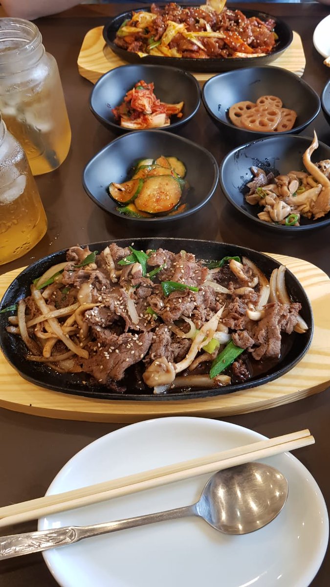 Feryyoko1's tweet photo. #KoreanFood #InBrazil #EhBom Yummy~ https://t.co/RTwjGfmuRZ