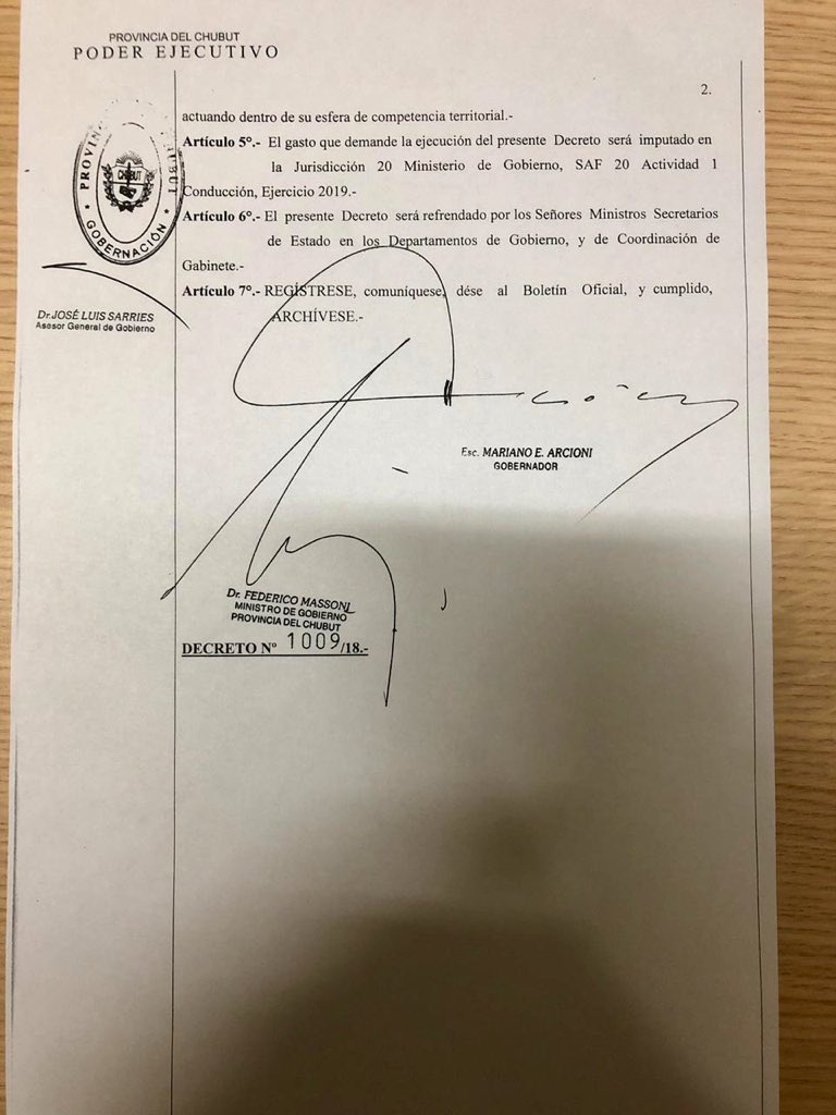 gobiernochubut's tweet photo. #Elecciones2019 | Decretamos la convocatoria a elecciones en #Chubut desdobladas del calendario de #Nación 👉 Si queres acceder a la información completa ingresá acá 👉 https://t.co/H7ZewF9VW8 https://t.co/Ocp6rXhVCz