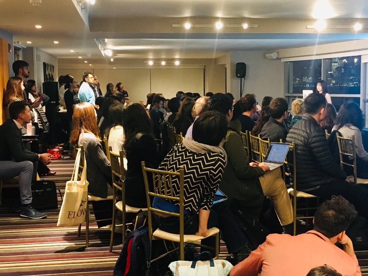 elizgerber's tweet image. Women ask for 74% of what men ask for on the gig economy platform ⁦@Upwork⁩ explains ⁦@DeltaLabNU⁩ researcher ⁦@EurekaFoong⁩ to standing room only #cscw2018