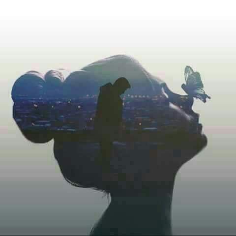 كيف #الطريق_إلى_لقائق
دلني
وكيف السبيل إلى وصالك
قولي لي
أتعبني الفراق وبعد المسافة
صدني
والآه تلو الآه والدمع يكوي
مقلتي
فماذنب شوقي إليك من جفاك
حبيبتي
وماذنب قلبي المذاب فيك عمرا
جميلتي
والله لولا آلله لأقعدن على الطريق
وأشتكي
وأقول مظلوم"  وأنت
ظلمتني
 
#نبض
#رونق_الحرف