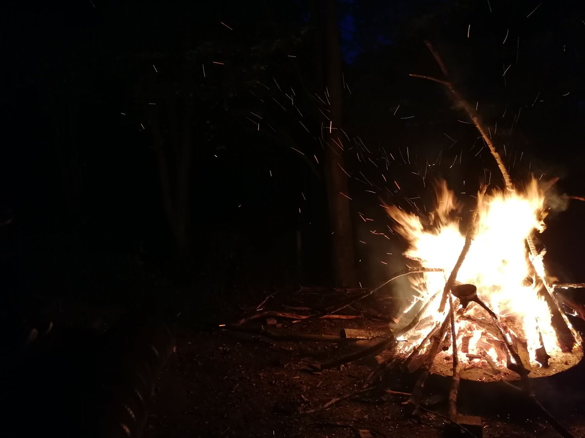 hullssago's tweet photo. I don't know about you but these bonfires have got me hyped for #northernfreshers camp! 
Don't forget bookings are still open! @SSAGO_UK #freshers #camping #yorkshirewolds #yorkshire #thenorth https://t.co/o1Opvb15wX