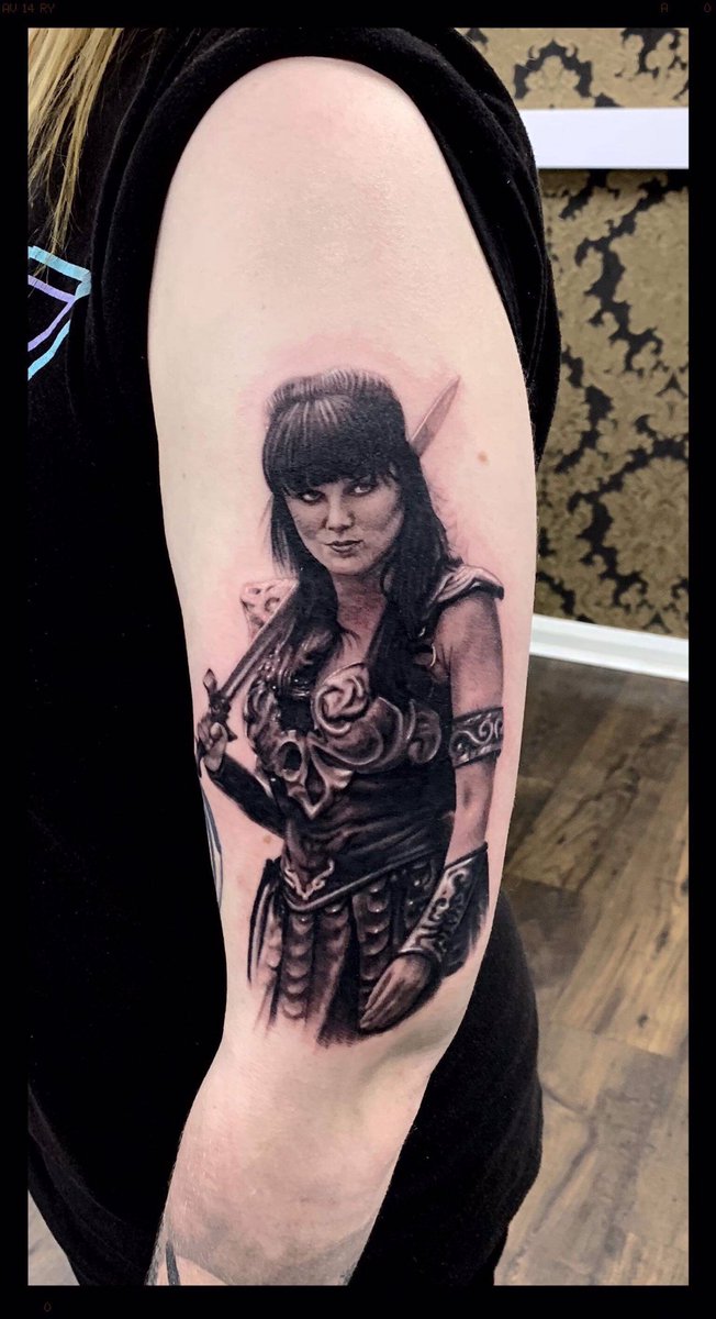 NinjaJade1994's tweet photo. @RealLucyLawless here’s to you, my icon ❤️ https://t.co/v6iJvDnDCr